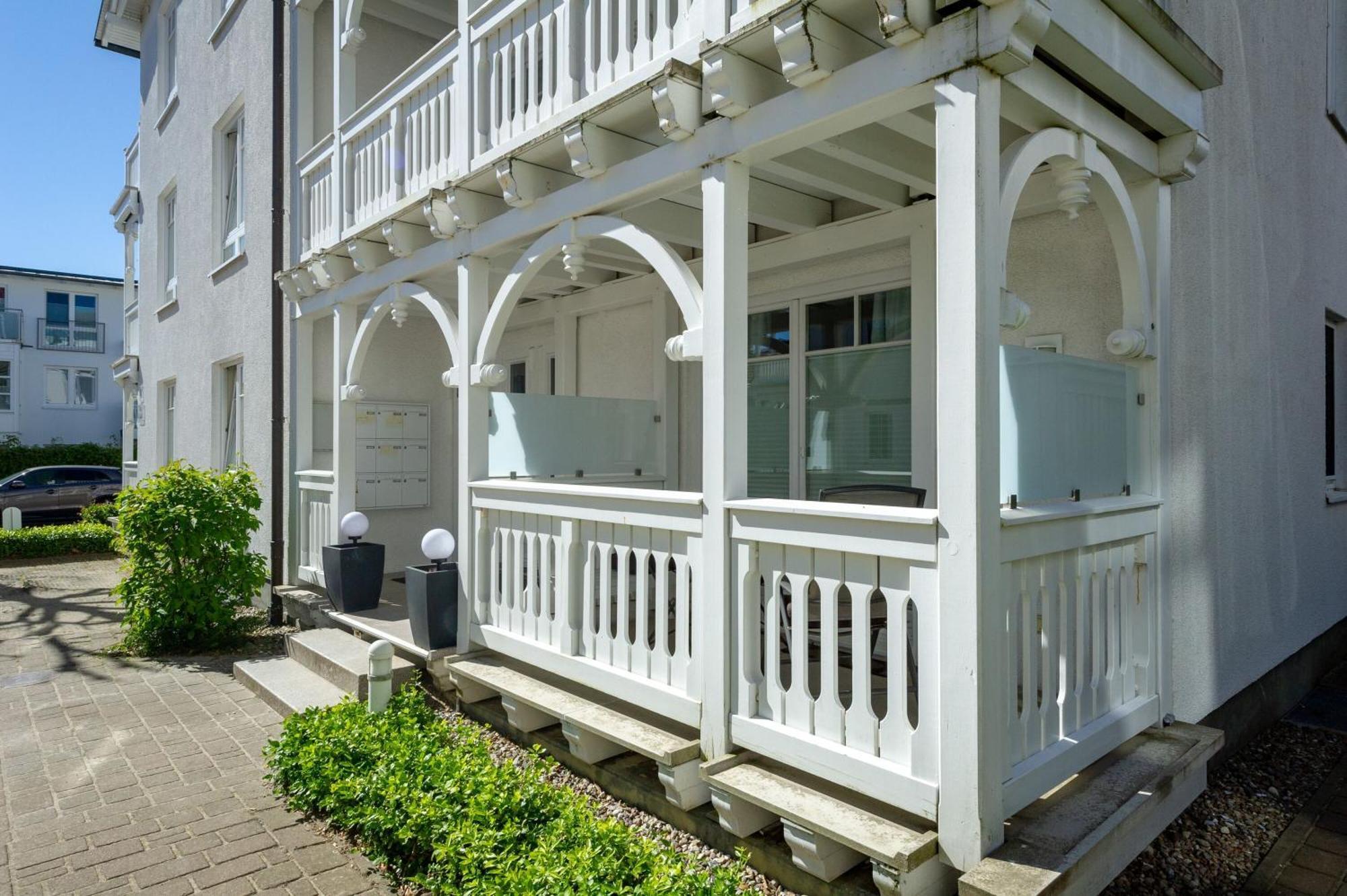 Haus "Seydlitz" In Binz - Wg15 "Lubin" Mit Terrasse Strandnah Luaran gambar
